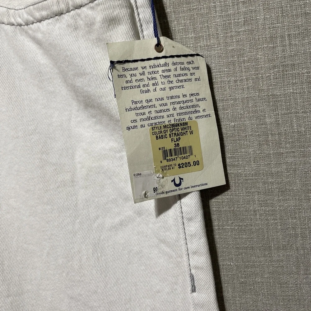 True Religion Straight Jeans Women's 38 White Gray Stitch Flap Meas. 40X31 NEW